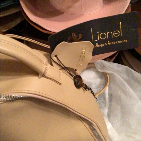 Sale ! Vegan Lionel cream mini backpack - Picture 4 of 6